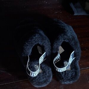 UGG Black Fluffy Slides